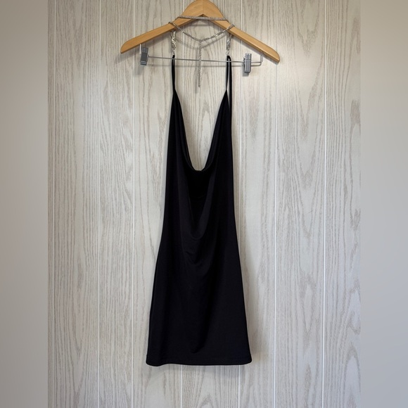 ATTIRANCE Black Silky Slinky Dress With Chain Bedazzlment Size M NWT - Picture 1 of 4